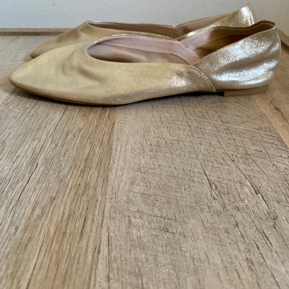Nine West Gold Flats